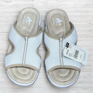 Athletech White and Tan Sandals MemoTech Size 7.5
